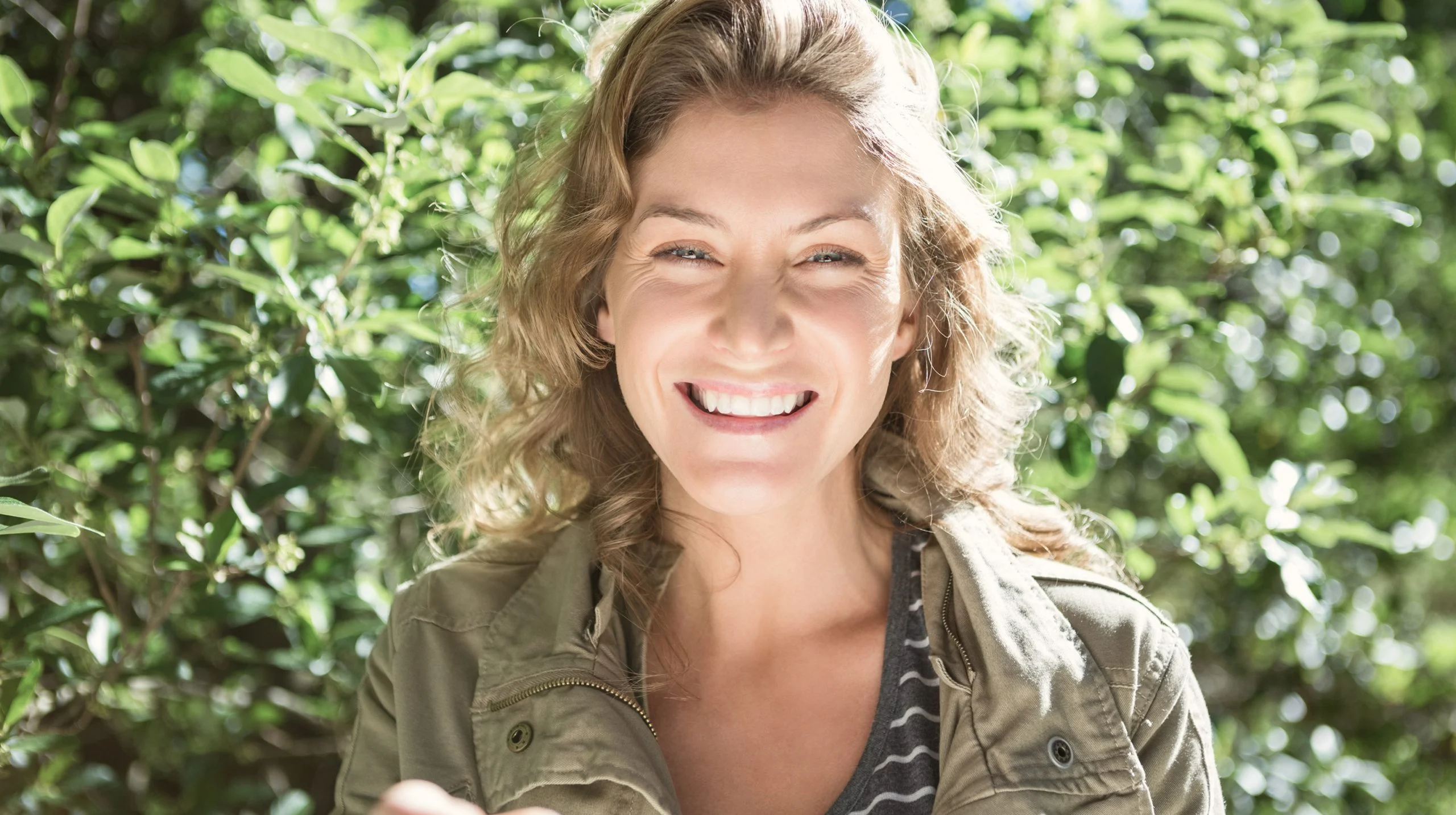 end-root-sensitivity-and-protect-your-teeth